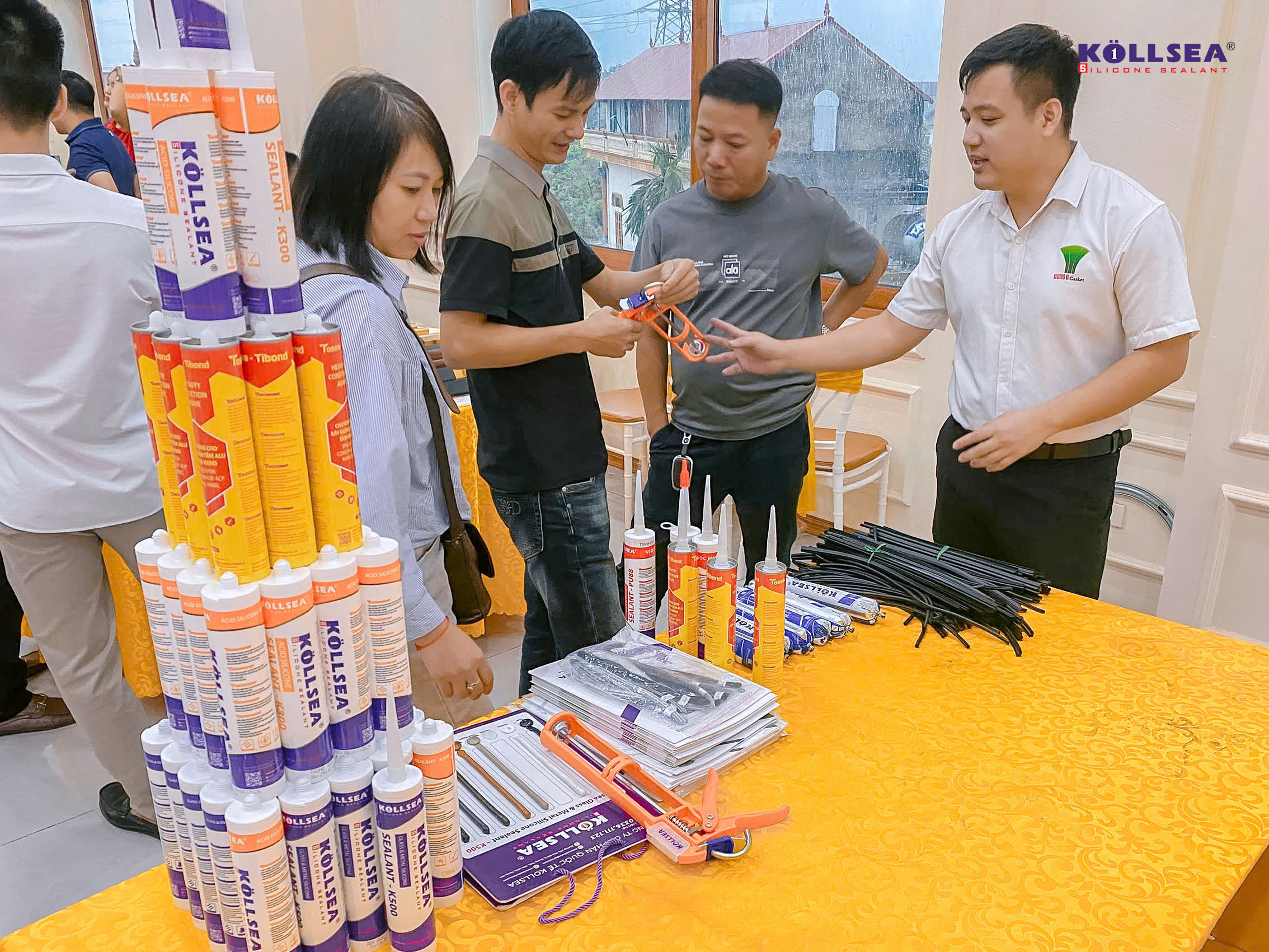 Kollsea Silicone nhận được sự quan tâm của khách hàng – Khẳng định giá trị từ chất lượng và giải pháp thi công